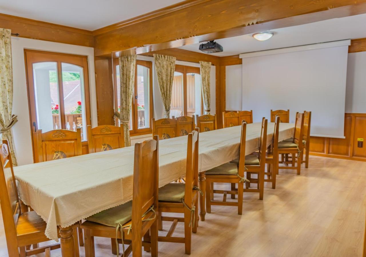 Zărneşti Popasul Craiuluiヴィラ エクステリア 写真
